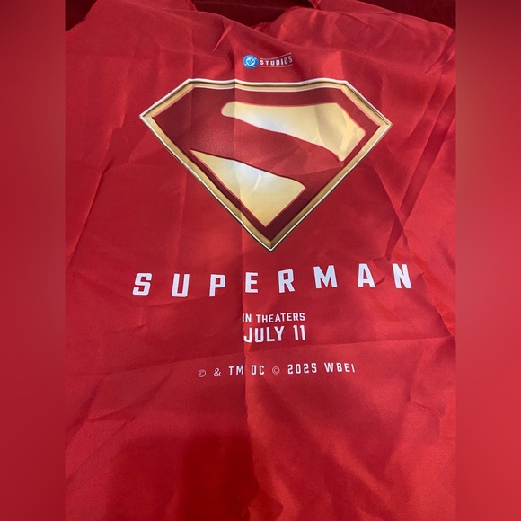 🦸♂️ DC Studios Superman Promo Cape – Theatrical Release July 11, 2025 - Picture 2 of 7